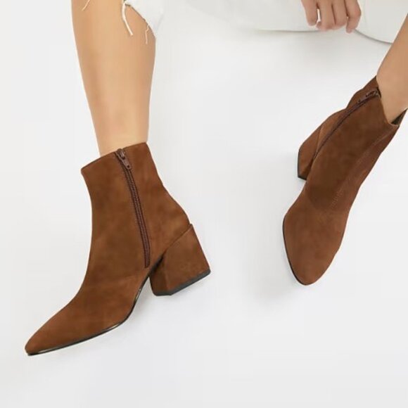 Vagabond Olivia Suede Boot in Caramel Brown - Picture 10 of 11